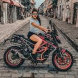 Meet your Posher, Graceille anne